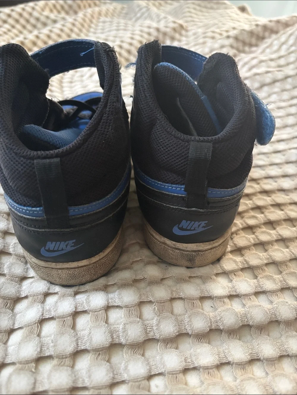 Nike kids high